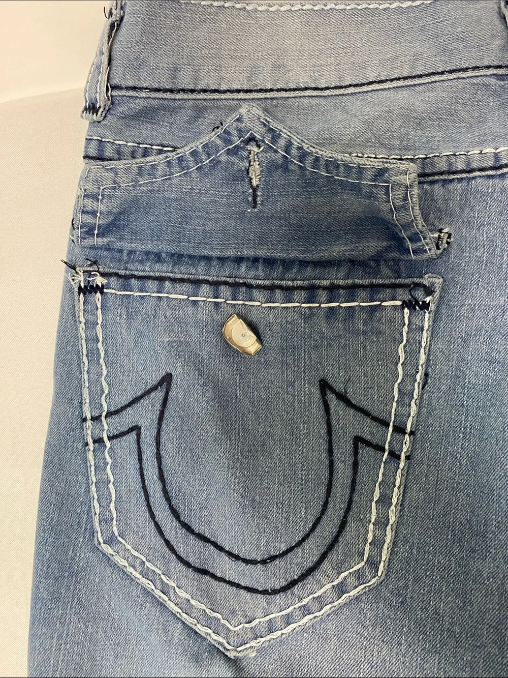 True Religion Men’s Light Blue Relaxed Jeans